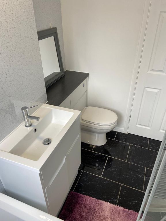 Additional image 8 of 2 bed flat for saleMeadow Close, Stratford-Upon-Avon CV37