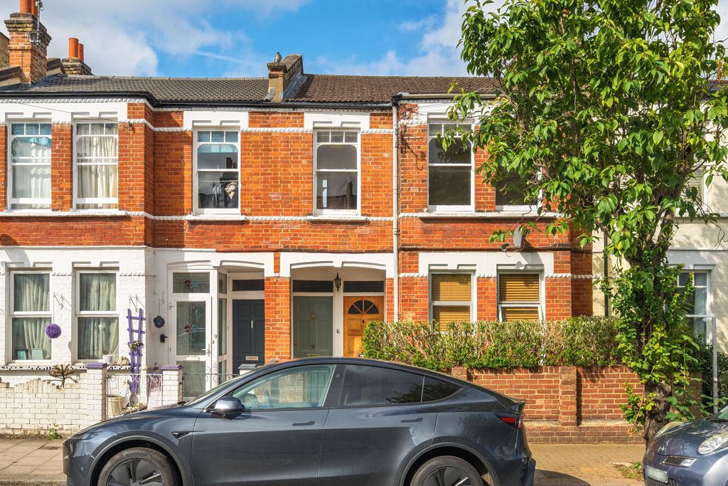 Property photo 1 of 15 1473193-1-6A31114...
