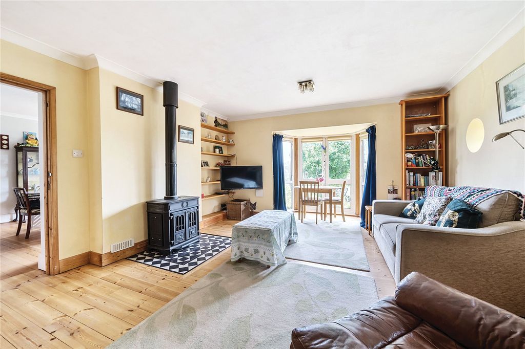 Property photo 2 of 23 Picture No. 01