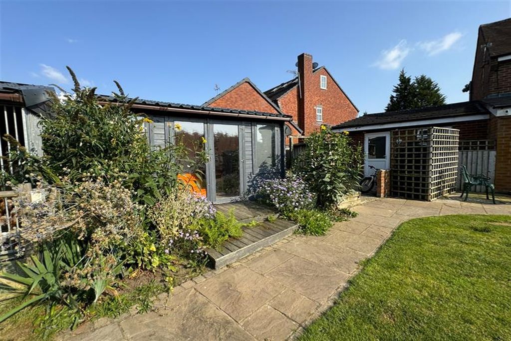 Property photo 2 of 19 (Main)