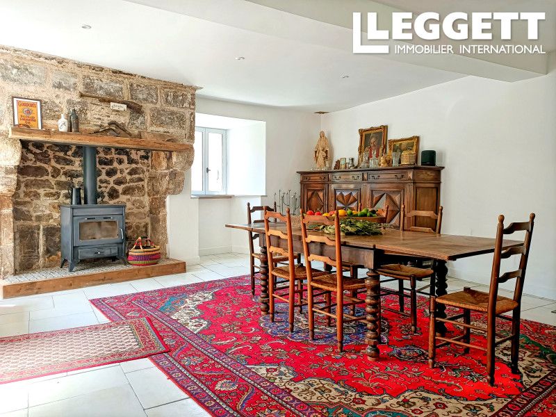 Property photo 2 of 10