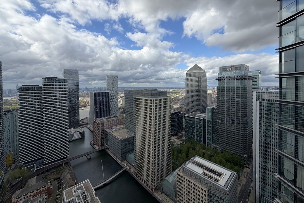 Property photo 2 of 9 Photo 5