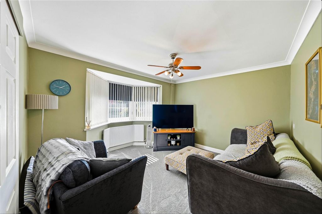 Property photo 2 of 16 Photos.Jpg