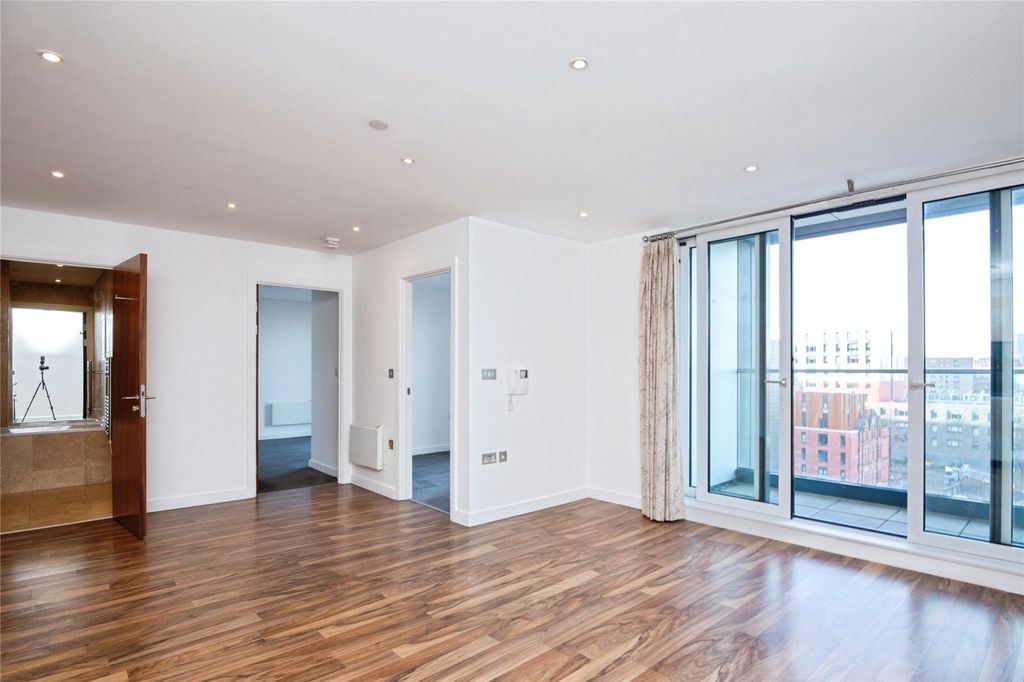 Property photo 3 of 20 Picture No. 58