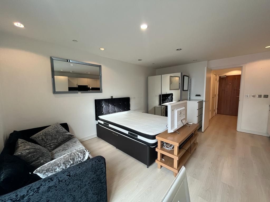 Property photo 3 of 10 Open Plan Living/Kitchen