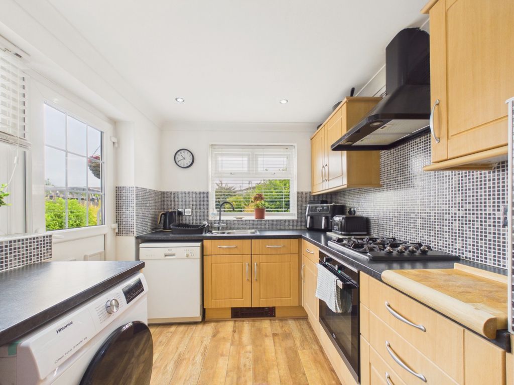 Property photo 3 of 18 5255344
