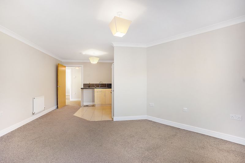 Property photo 2 of 11 Photo 15