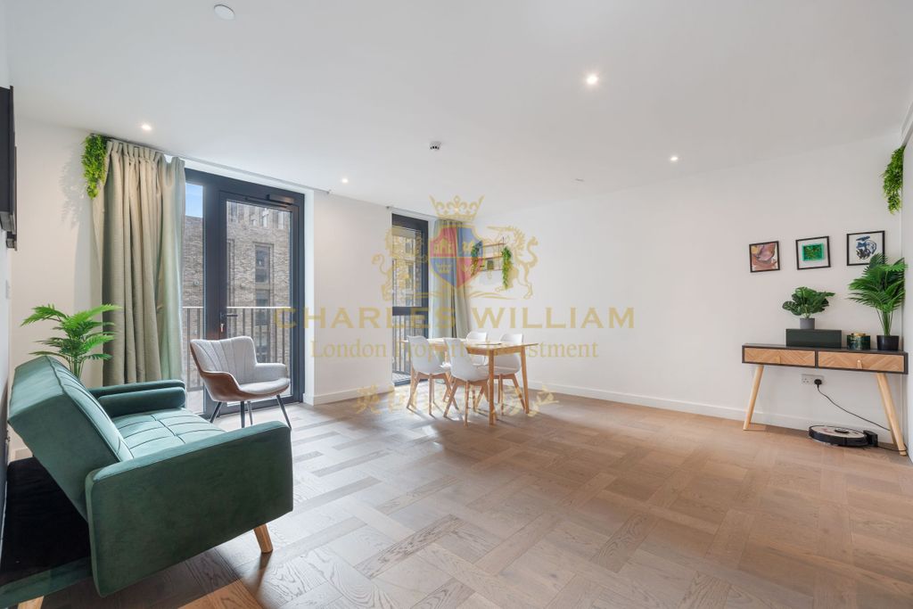 Property photo 2 of 12