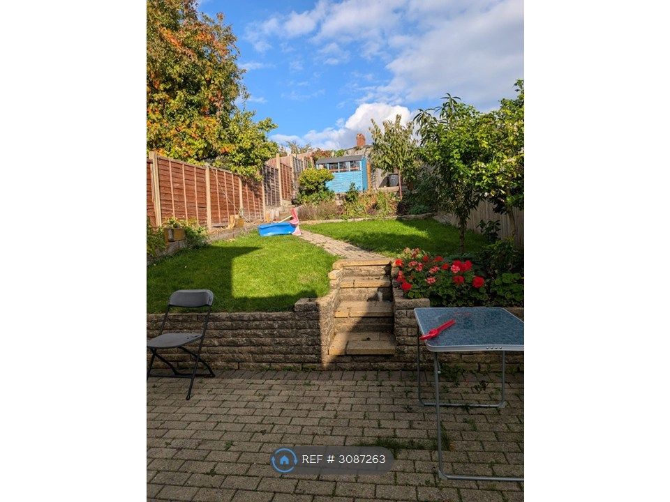Property photo 3 of 26