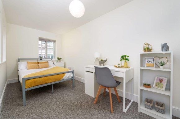 Property photo 1 of 6 Angle Apt 4-10.Jpg