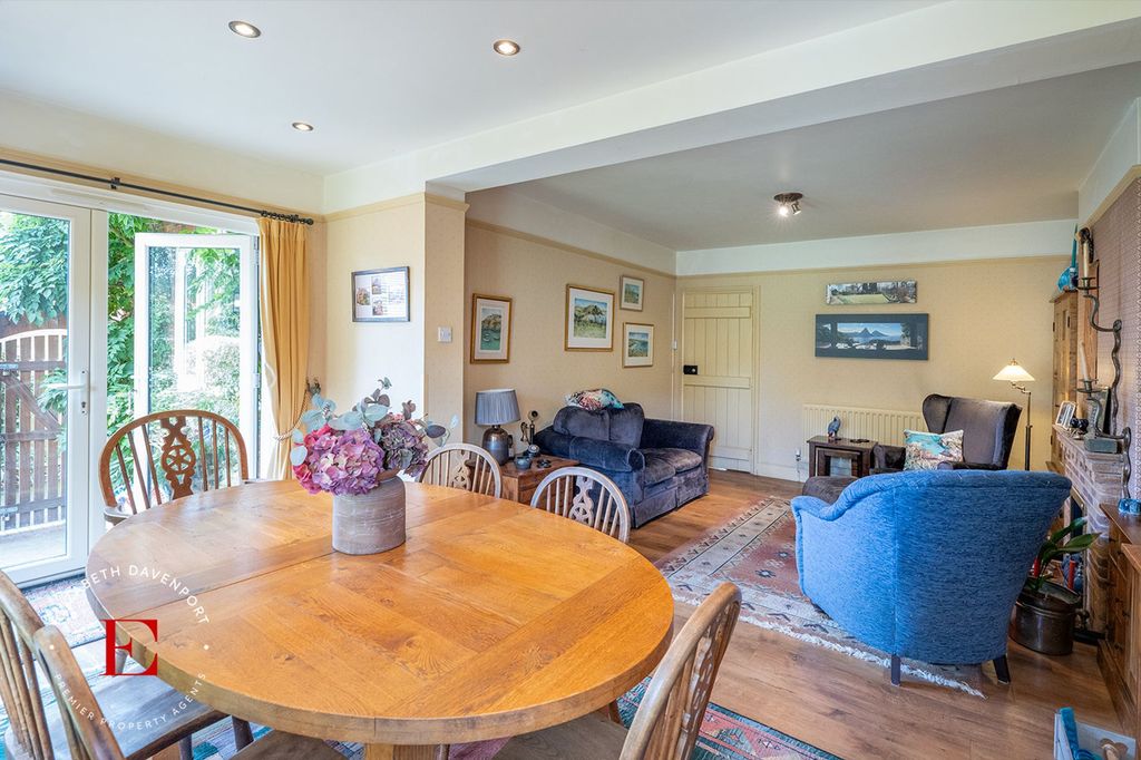 Property photo 3 of 30