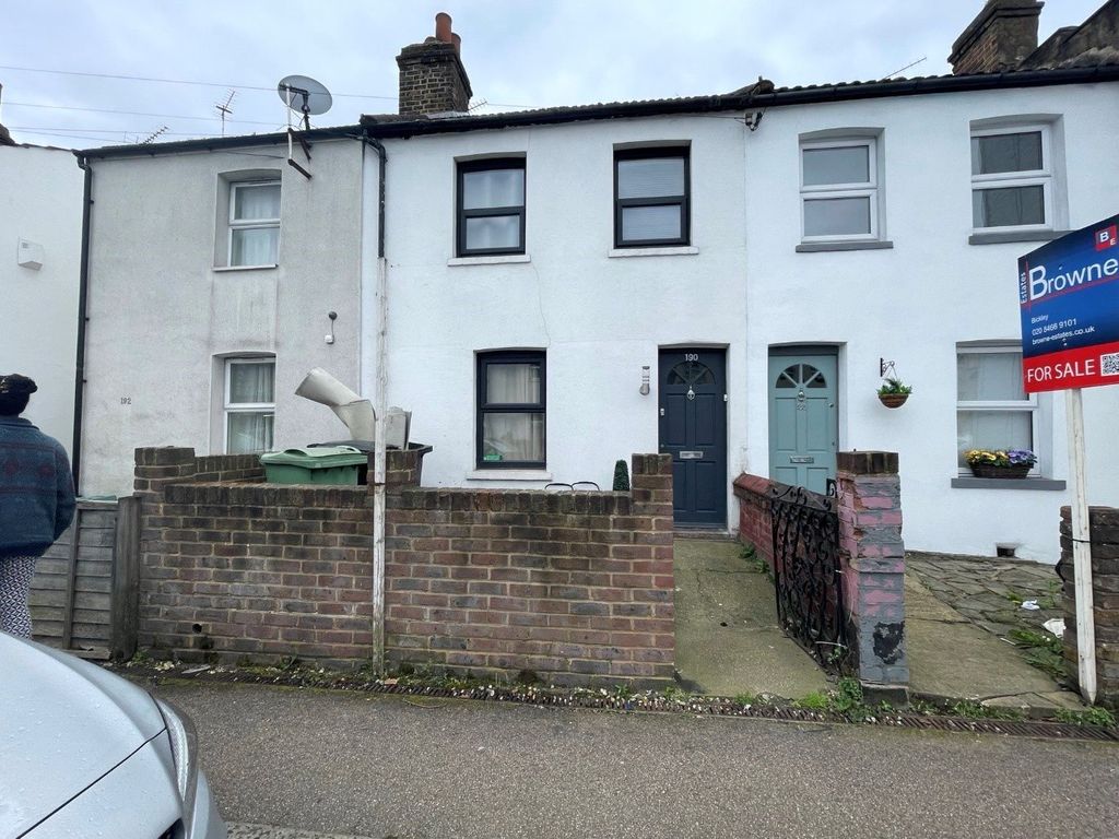 Property photo 1 of 3 Picture No. 02