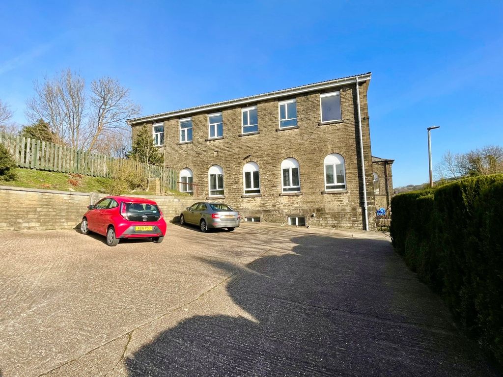 Property photo 3 of 3 Picture No. 03