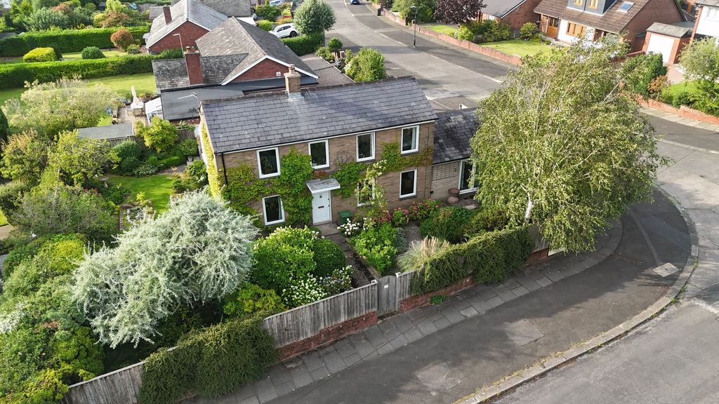 Property photo 1 of 25