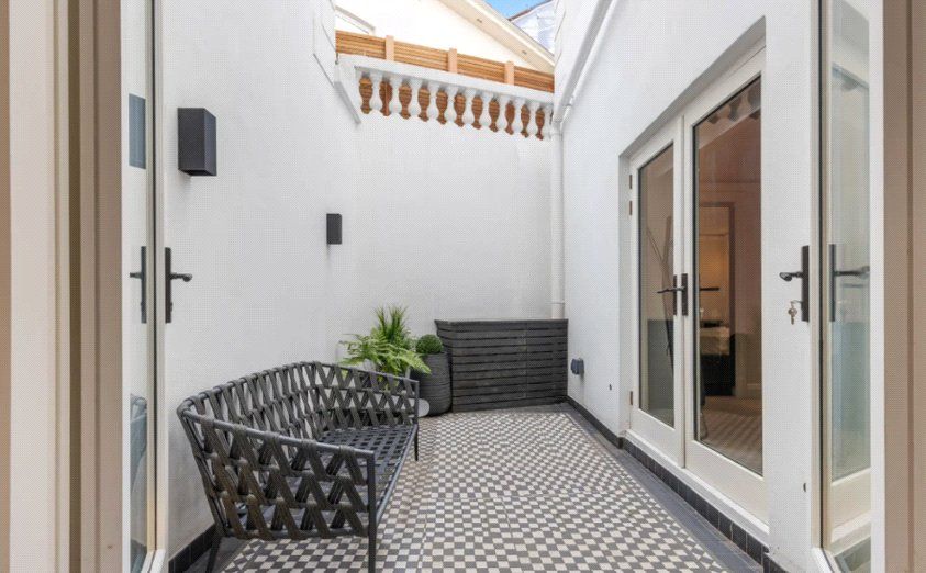 Property photo 2 of 9 Picture No. 17