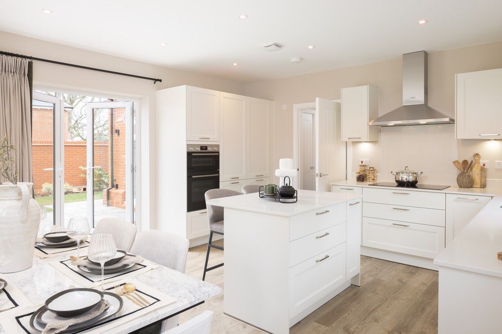 Property photo 3 of 12 Knightwood Chase, Fordingbridge