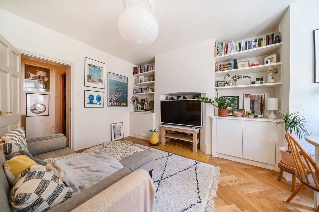 Property photo 1 of 21 1326962-20-687A57...