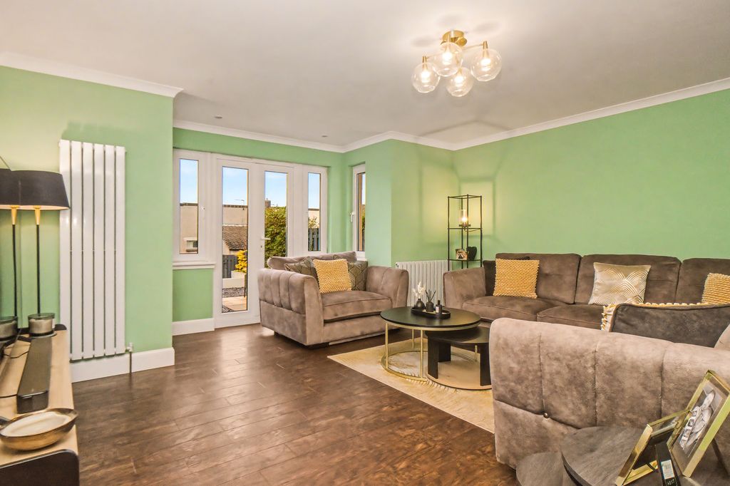 Property photo 2 of 12 Property Image 2