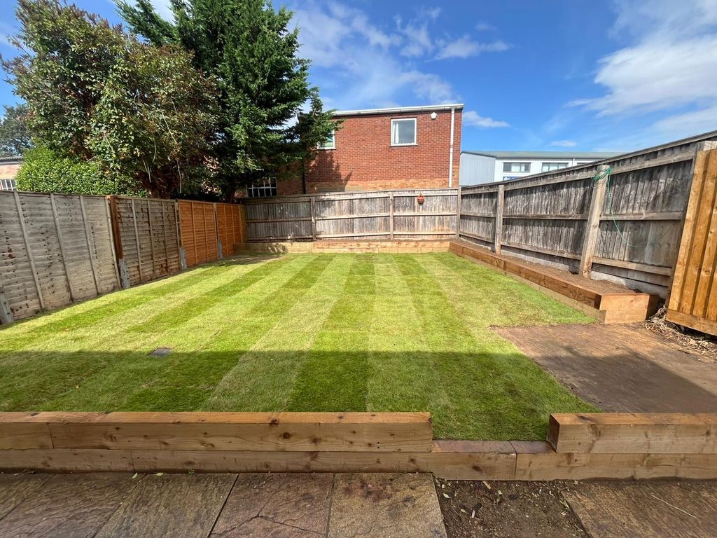 Property photo 2 of 13