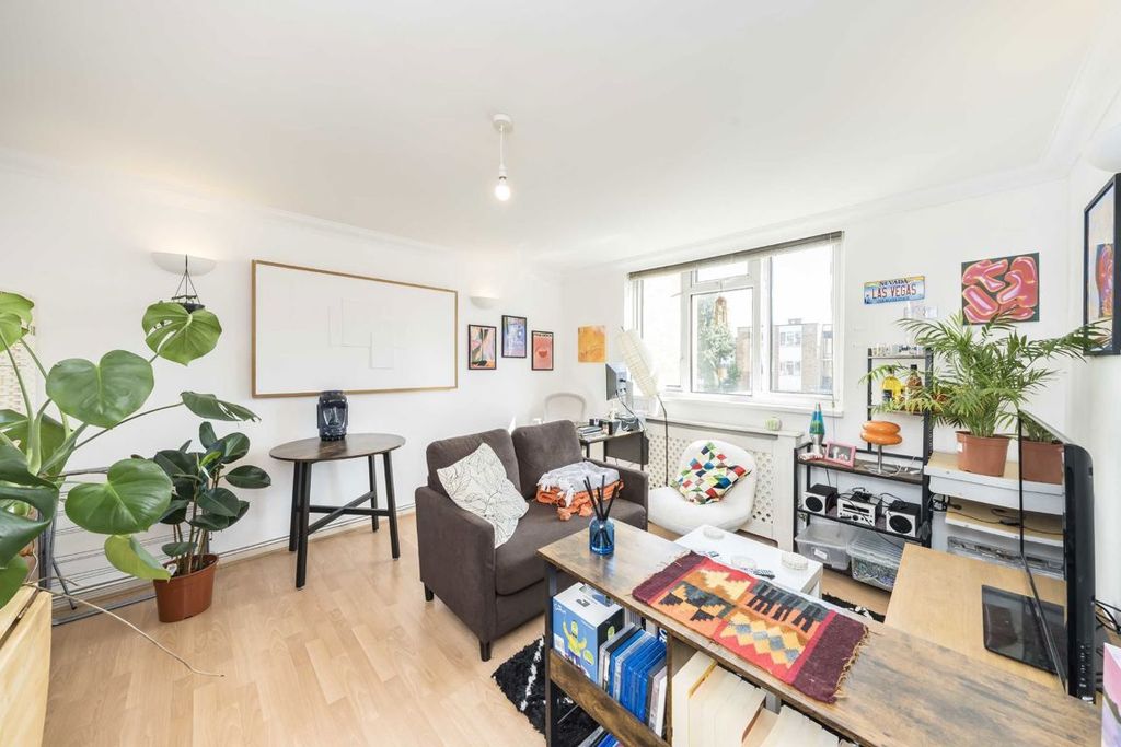 Property photo 2 of 4