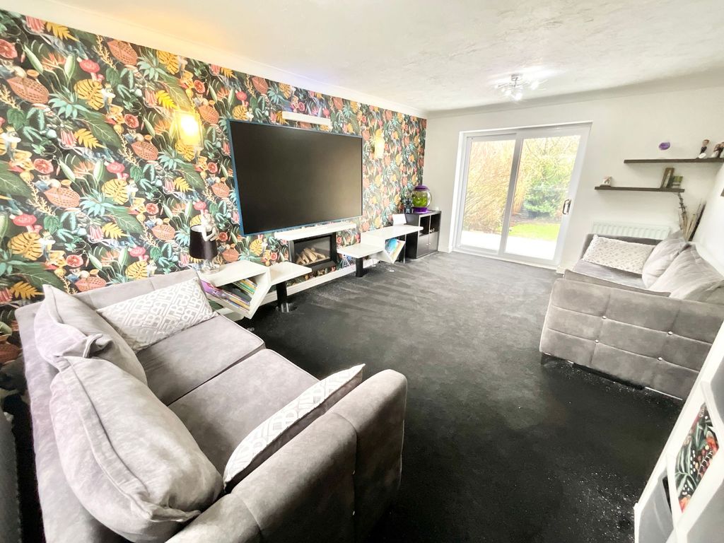 Property photo 3 of 30