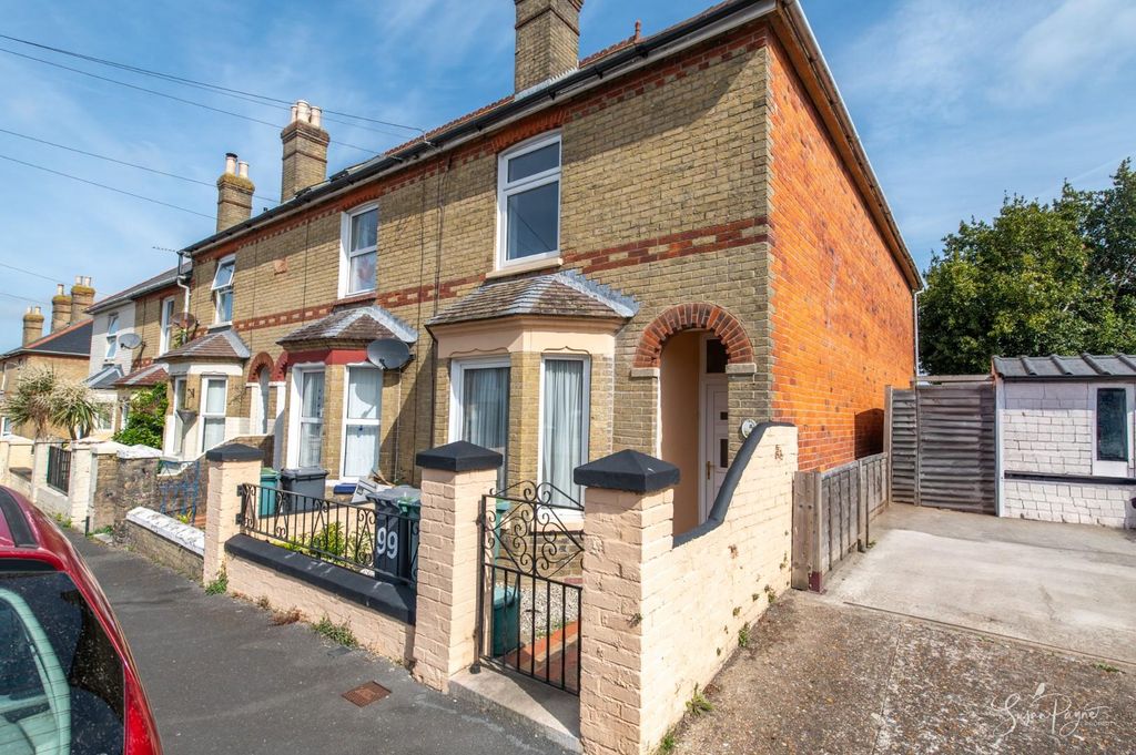 Property photo 1 of 26 Welcome To 99 Upper Yarborough Road