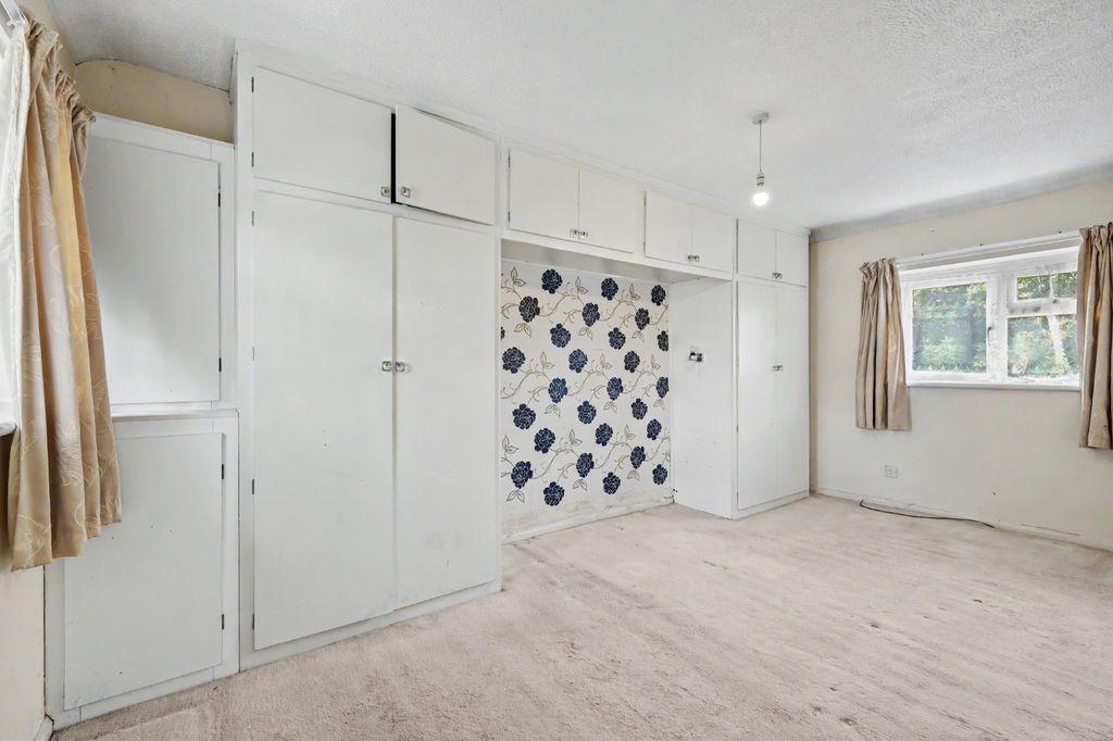 Property photo 3 of 13 5351594