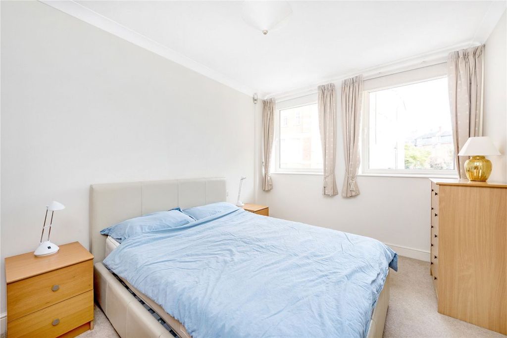 Property photo 3 of 4
