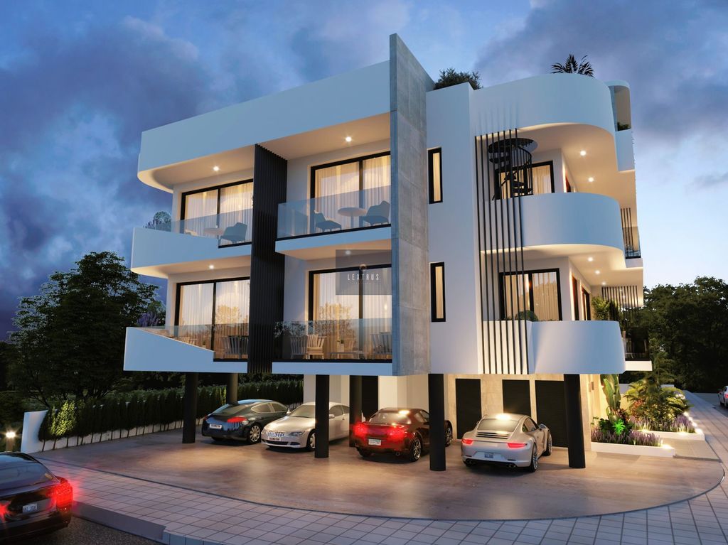 Property photo 3 of 11