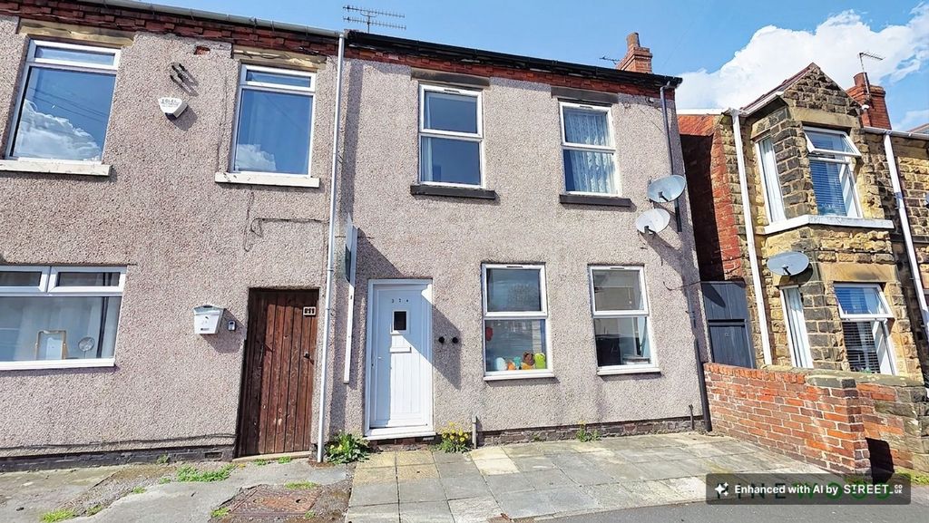 Property photo 1 of 7 Front