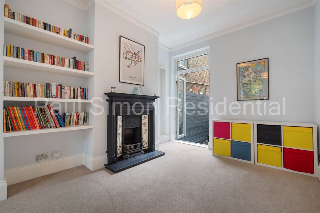 Property photo 3 of 21 Picture No. 07