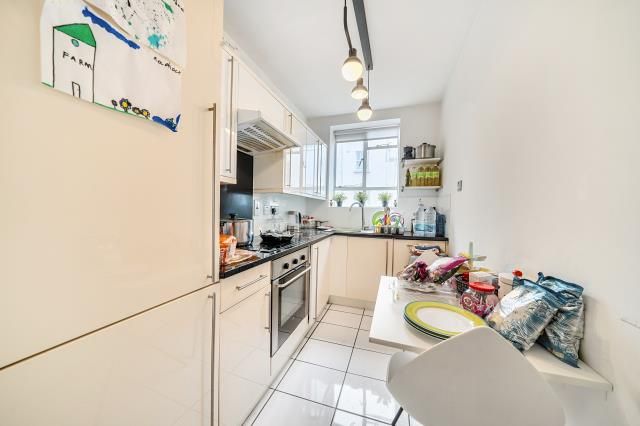 Property photo 3 of 15 Kitchen