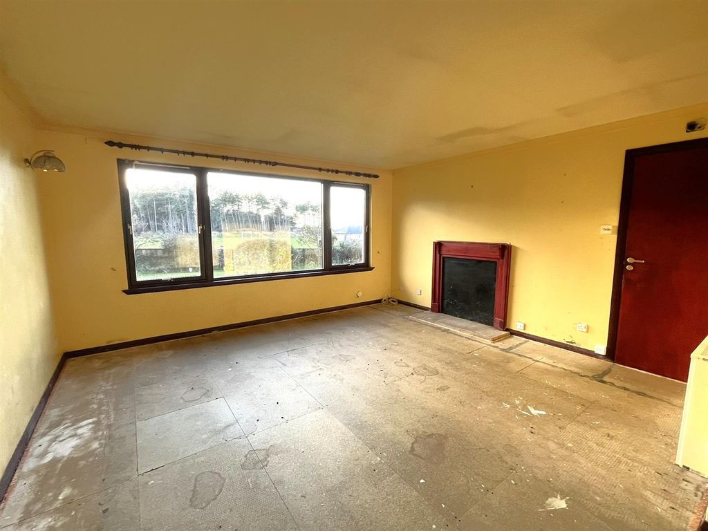 Property photo 2 of 20 Lounge