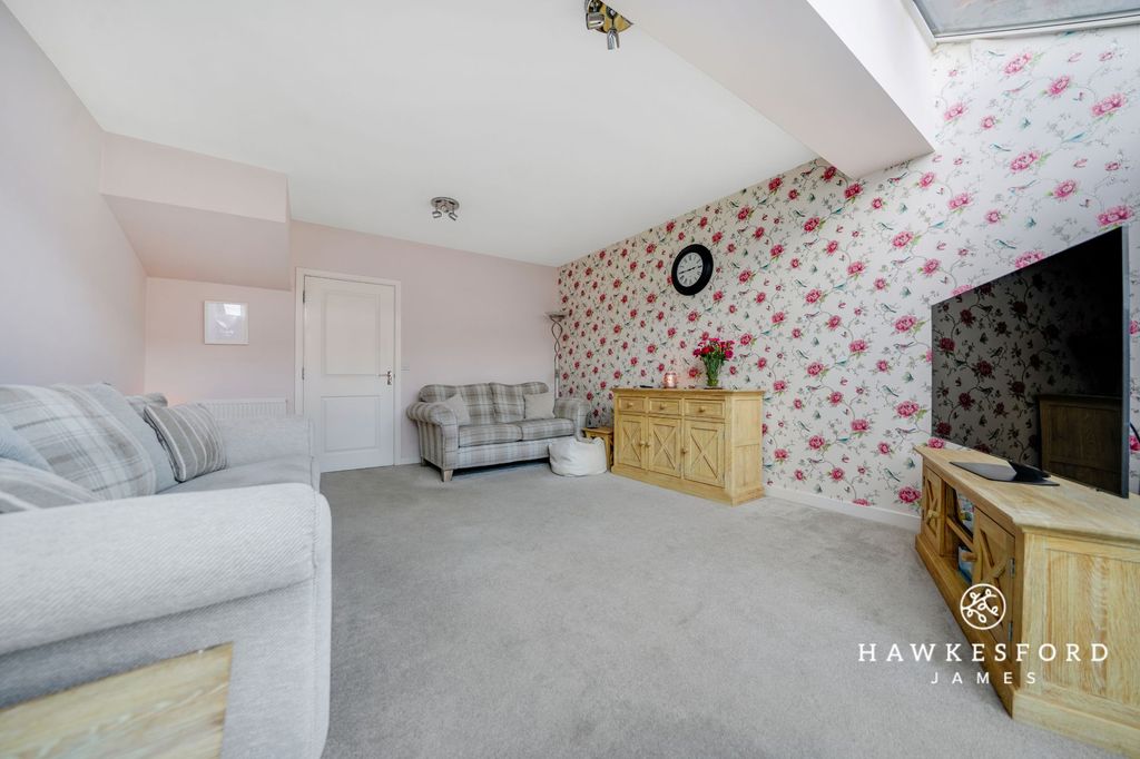 Property photo 3 of 17 The Street, Iwade - Lounge/Diner