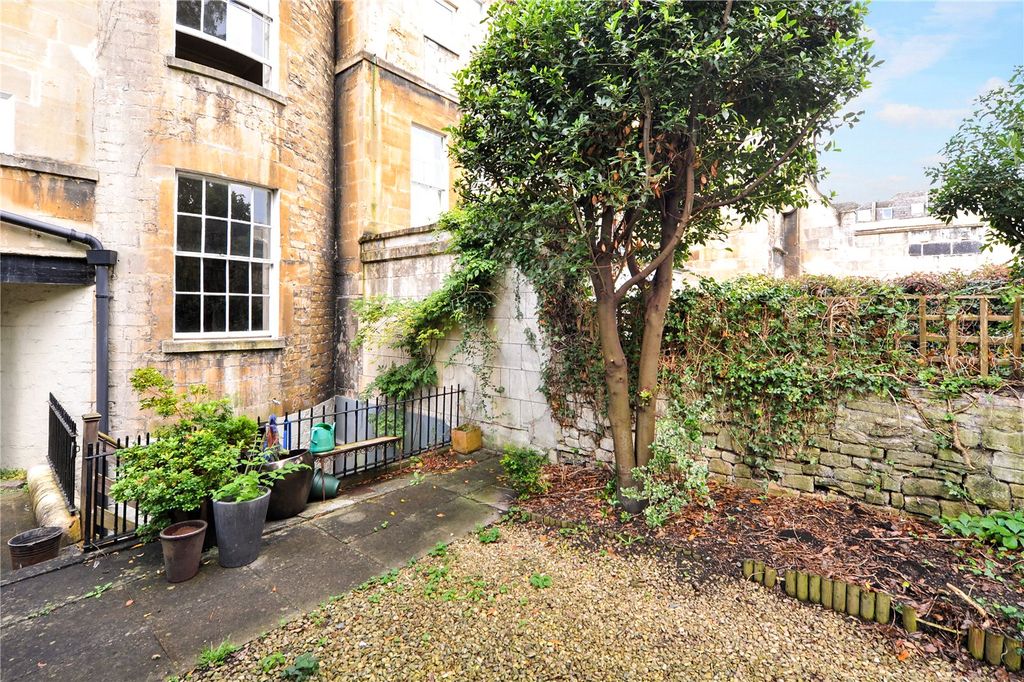 Property photo 2 of 14 Private Courtyard