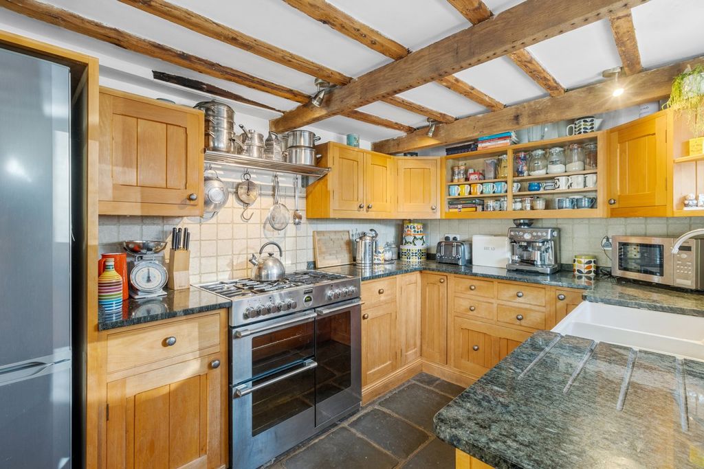 Property photo 3 of 30