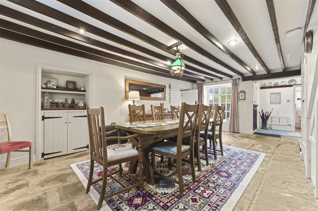 Property photo 2 of 33 67-A7403513.Jpg