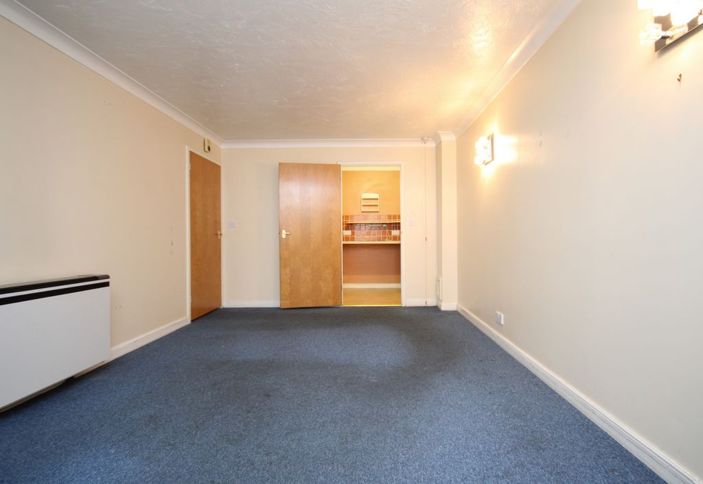 Property photo 3 of 14 Reception