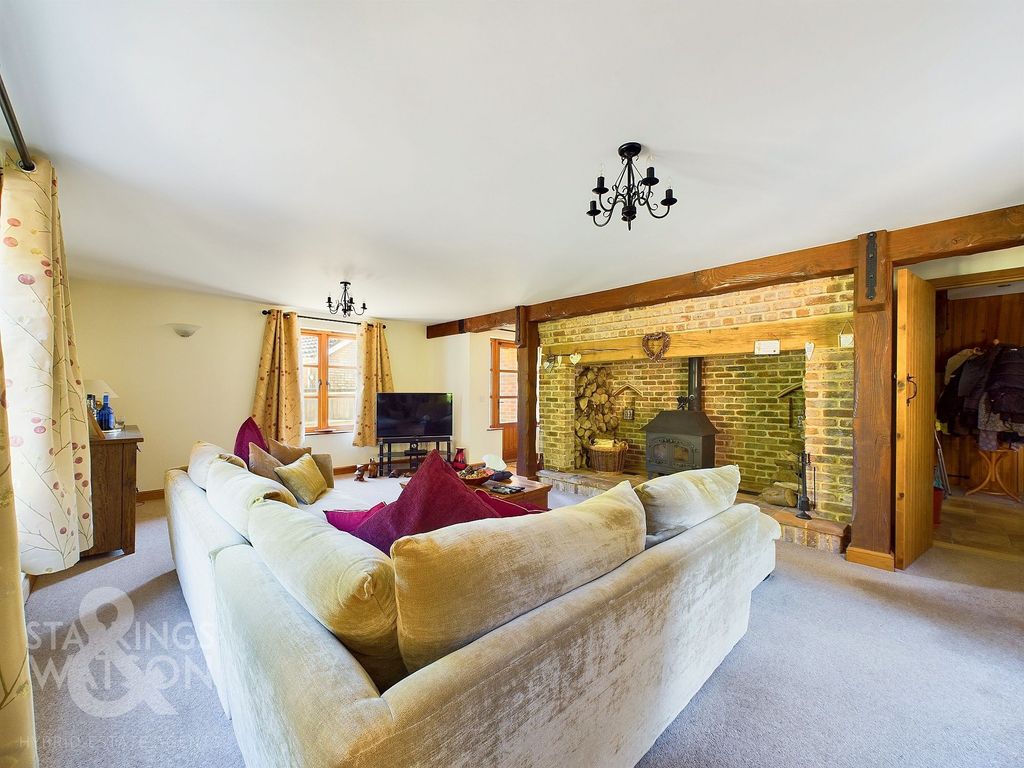 Property photo 3 of 47