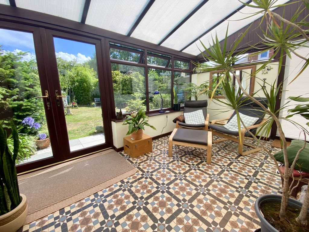 Property photo 2 of 19