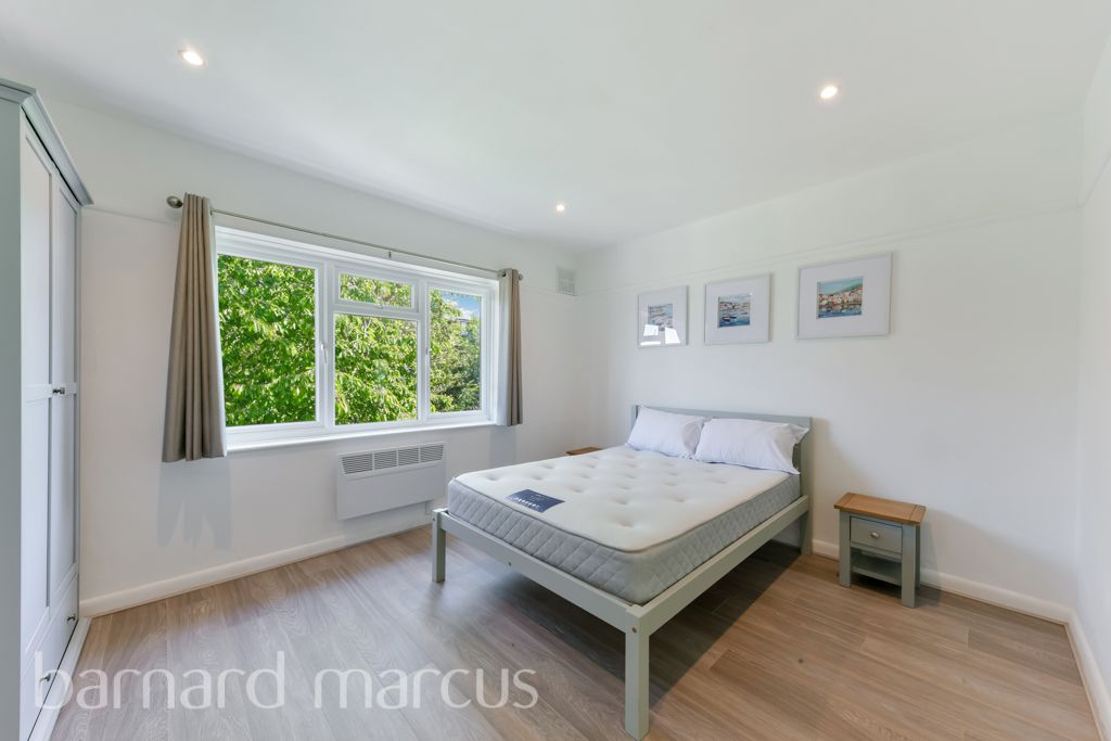 Property photo 3 of 7 Bedroom 2