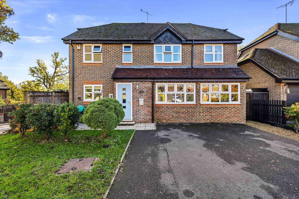 Property photo 1 of 24