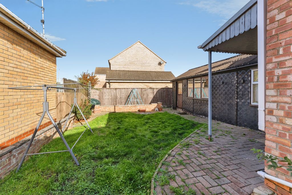 Property photo 2 of 14