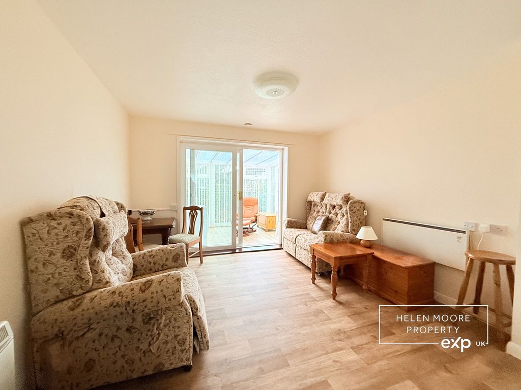 Property photo 3 of 8