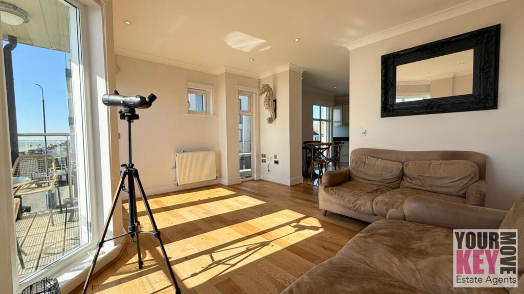Property photo 2 of 28 Your Key Move - Folkestone Estate Agents With Expert Local Knowledge Of Surrounding Areas, Including Hythe, Hawkinge, Sandgate And Ashford.