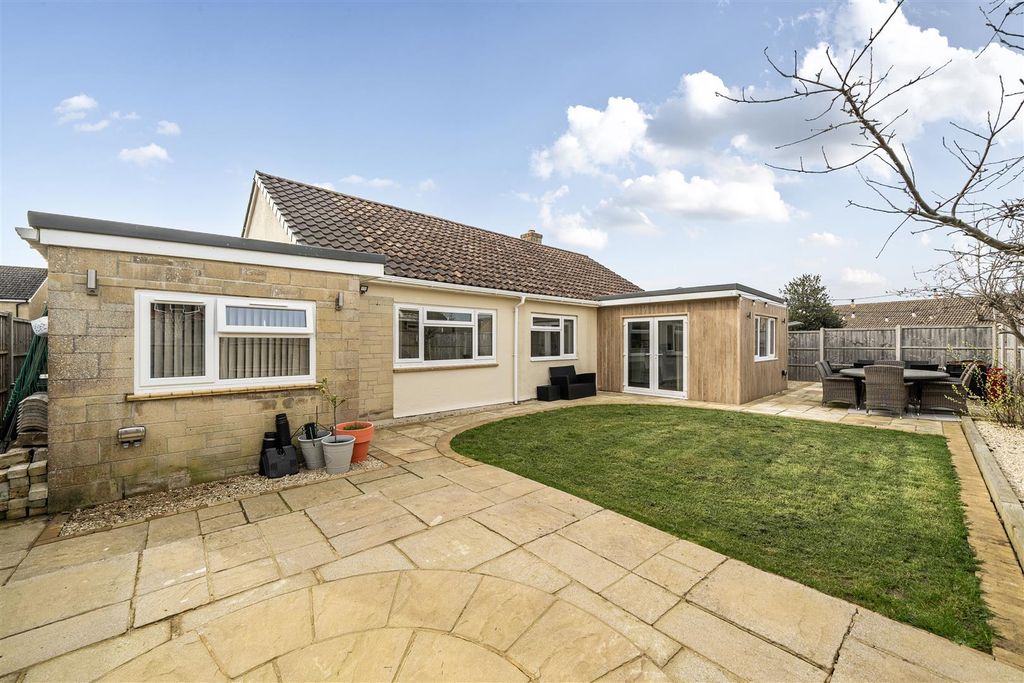 Property photo 2 of 22 1418766-18-69A99Ece97Aa8.Jpg