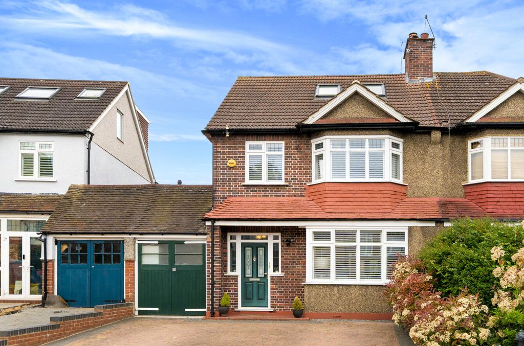 Property photo 1 of 22 29-681B7345509E5-...