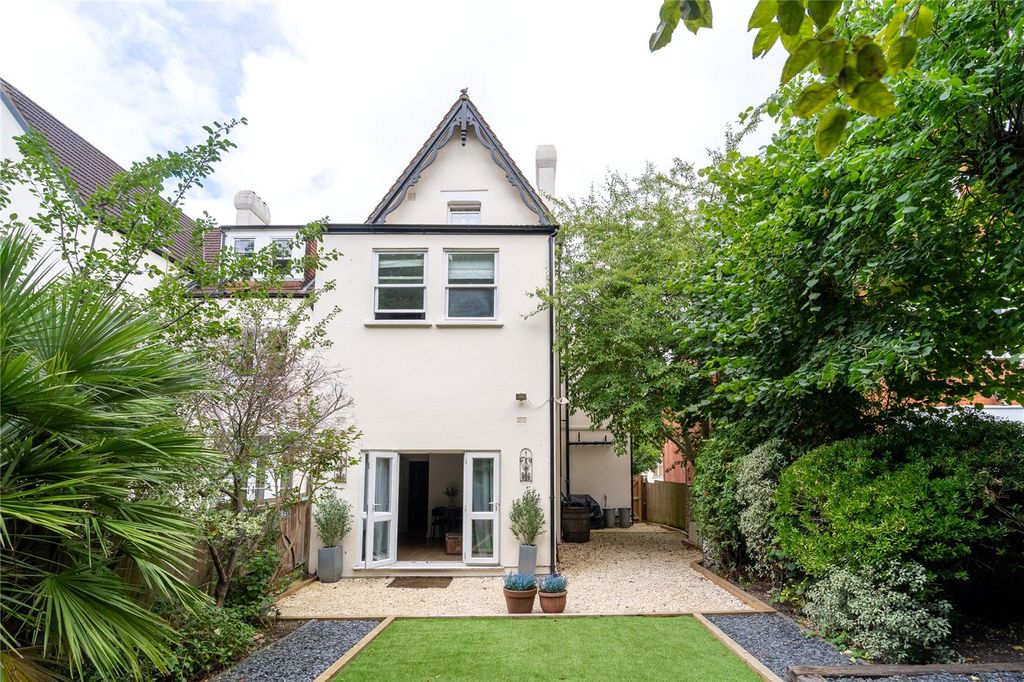 Property photo 2 of 11 Picture No. 08
