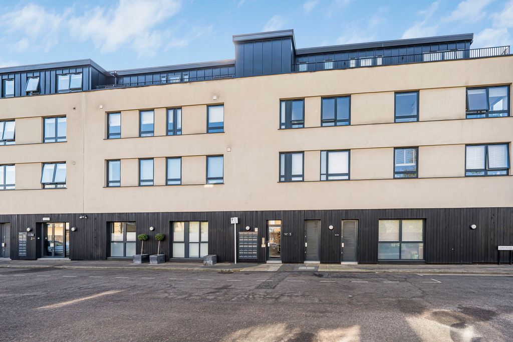 Property photo 1 of 15 Picture No. 13