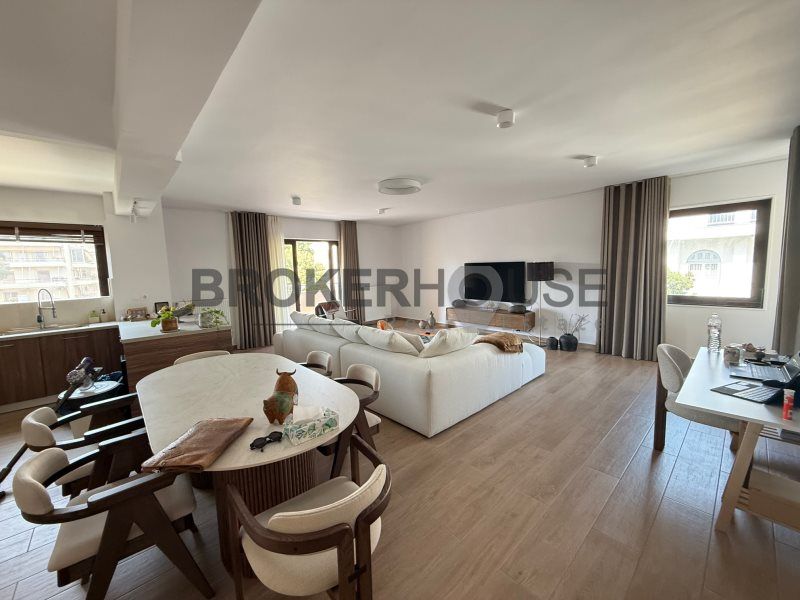 Property photo 1 of 17 Apartment, 152 Sq, For Sale